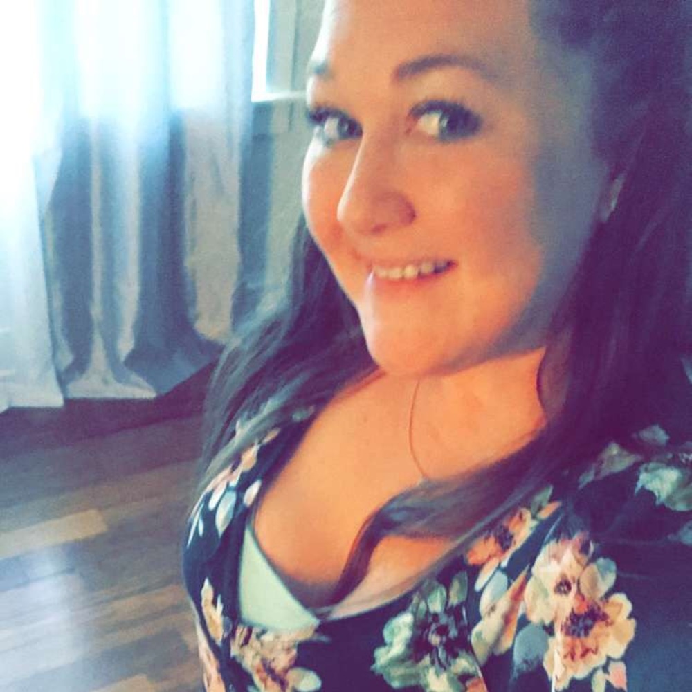 Meet your Posher, Alissa